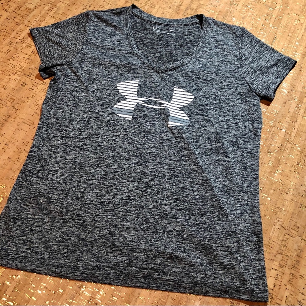 Under Armour DriFit V-neck Shirt